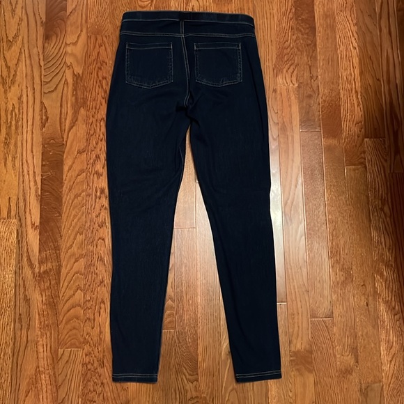 HUE Denim Leggings - Picture 5 of 8